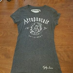 Short sleeve Aeropostale top. Medium